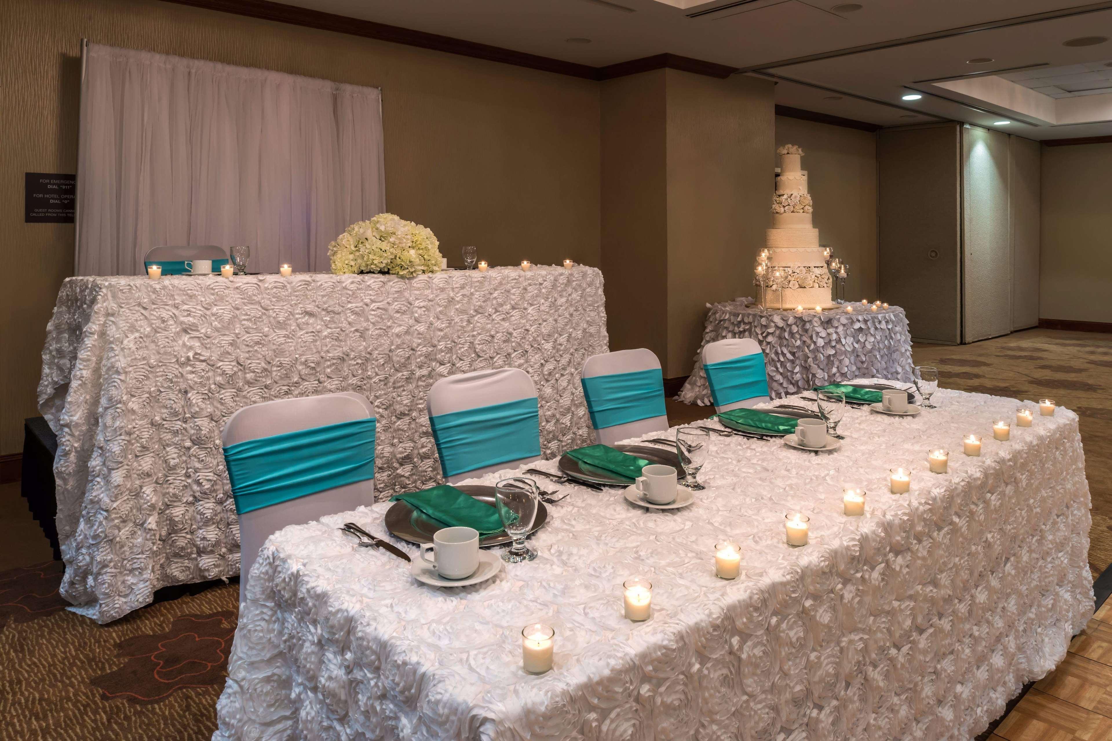 Hilton Garden Inn Detroit Саутфилд Экстерьер фото