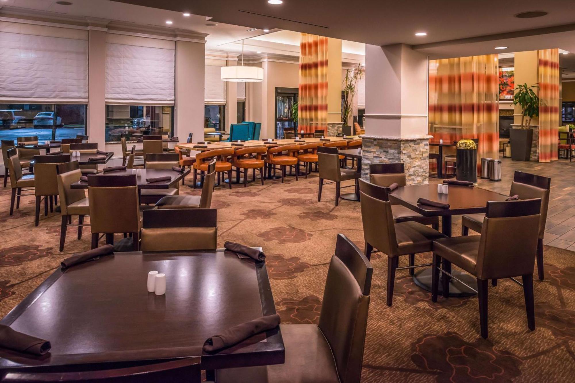 Hilton Garden Inn Detroit Саутфилд Экстерьер фото